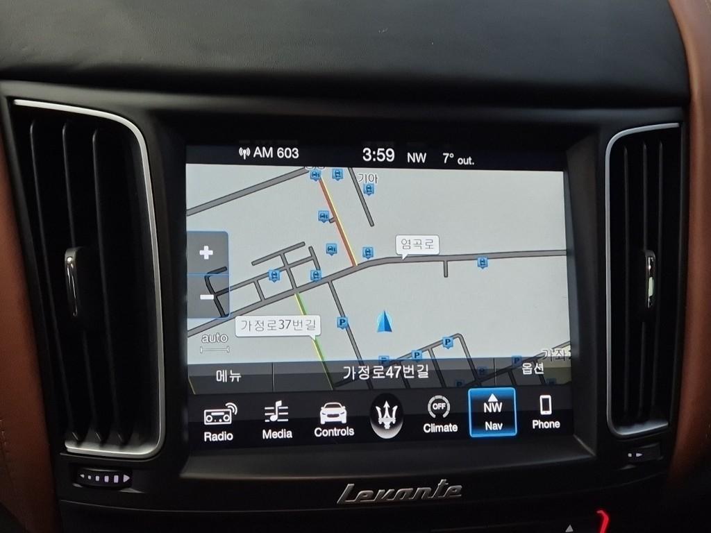 Maserati Levante 2018 Gris - Importación desde Corea - HF Imports Iquique - Foto 14