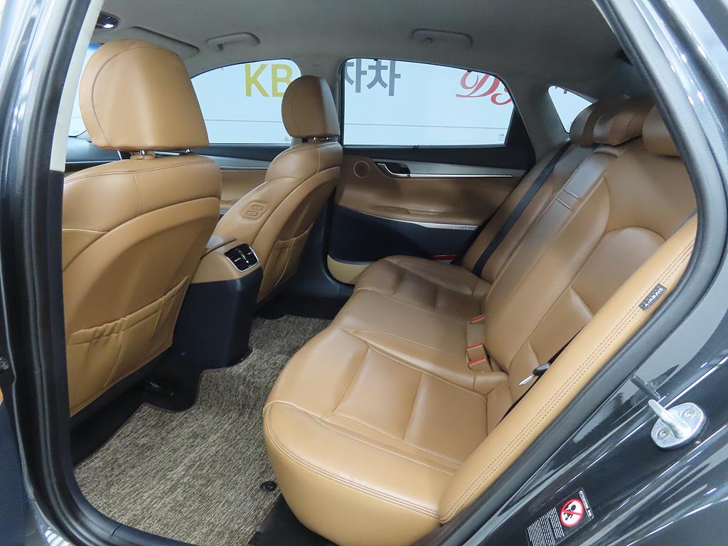 HYUNDAI Grandeur - Vista 6