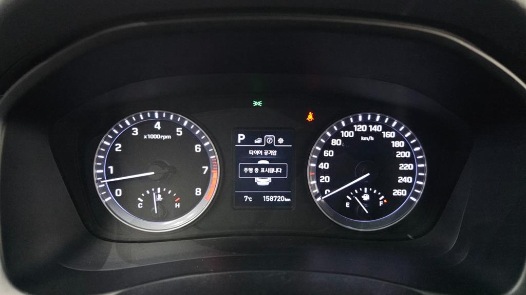 HYUNDAI Sonata - Vista 8