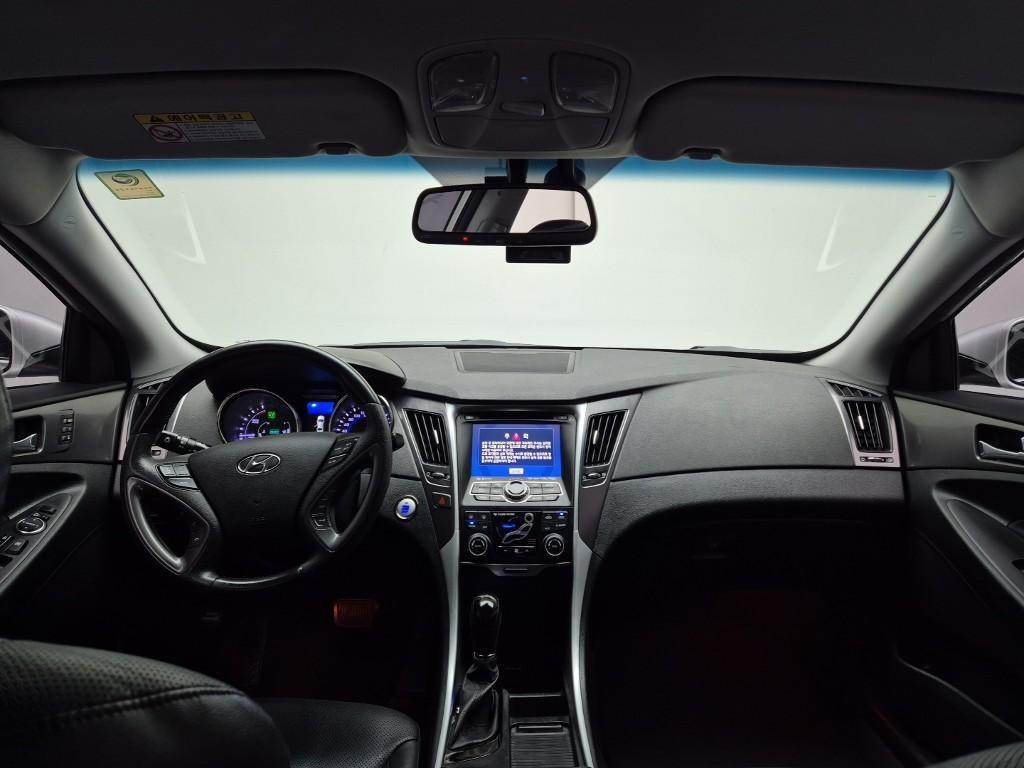 HYUNDAI Sonata - Vista 7