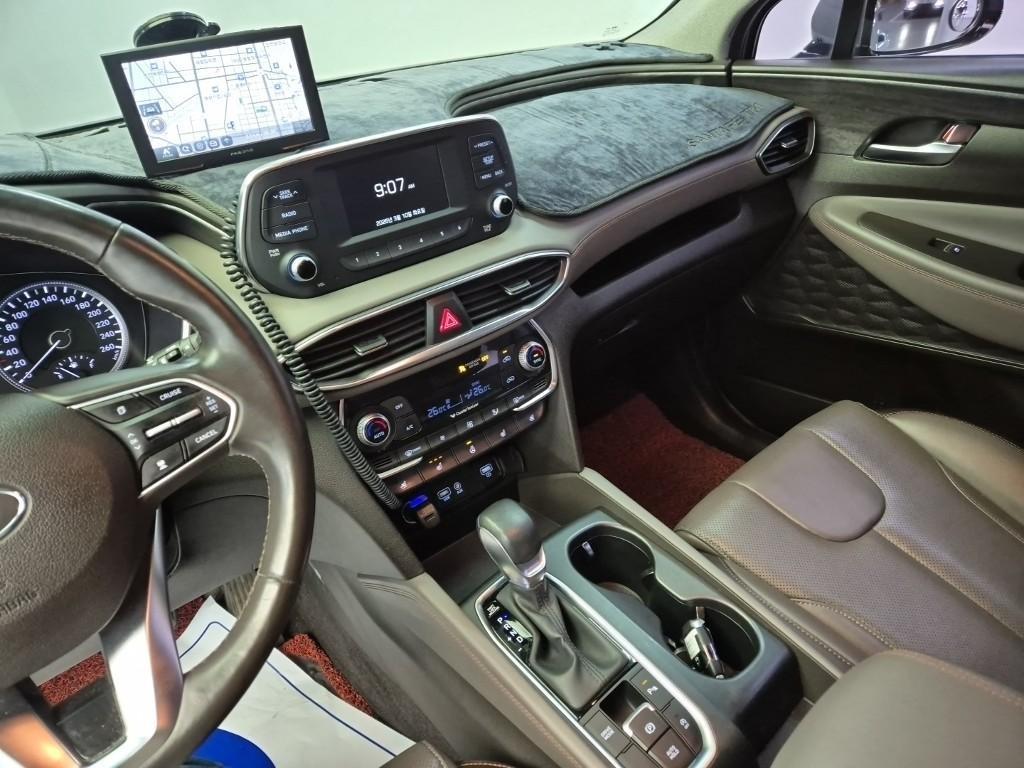 HYUNDAI Santa Fe - Vista 10