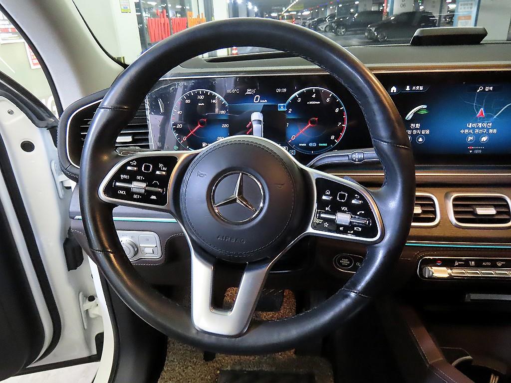 Mercedes Benz GLE Class - Vista 7