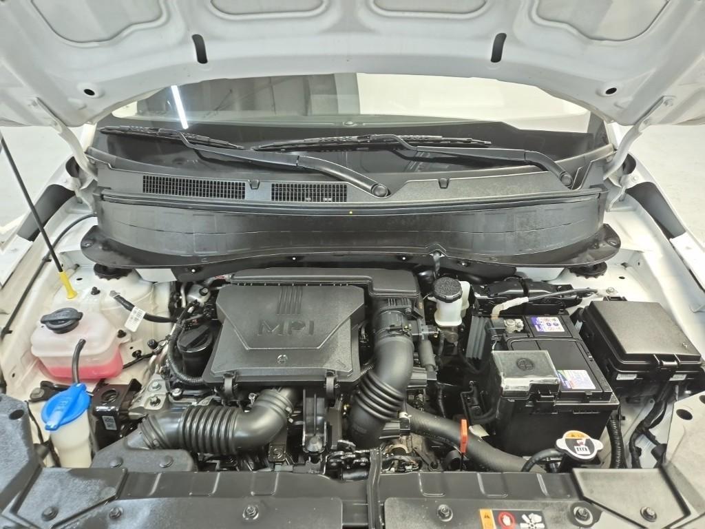 HYUNDAI Casper - Vista 5