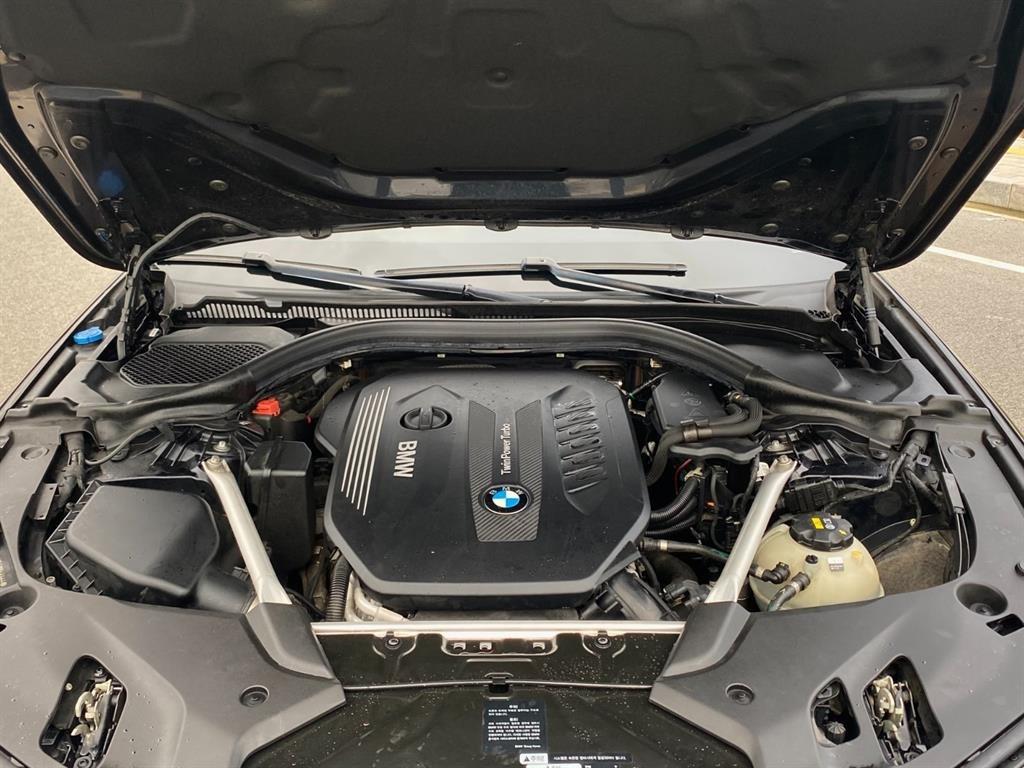 BMW 5 Series 2018 Negro - Importación desde Corea - HF Imports Iquique - Foto 19