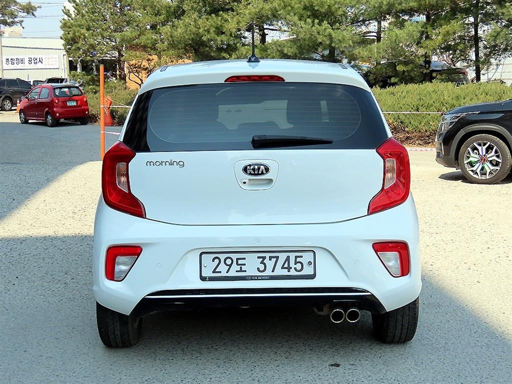 KIA Morning - Vista 4