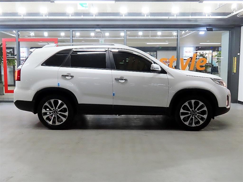 KIA Sorento - Vista 3