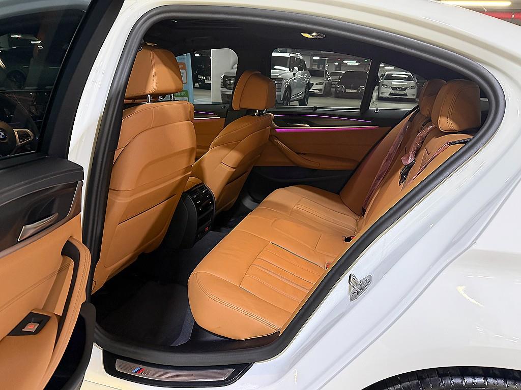 BMW 5 Series - Vista 8