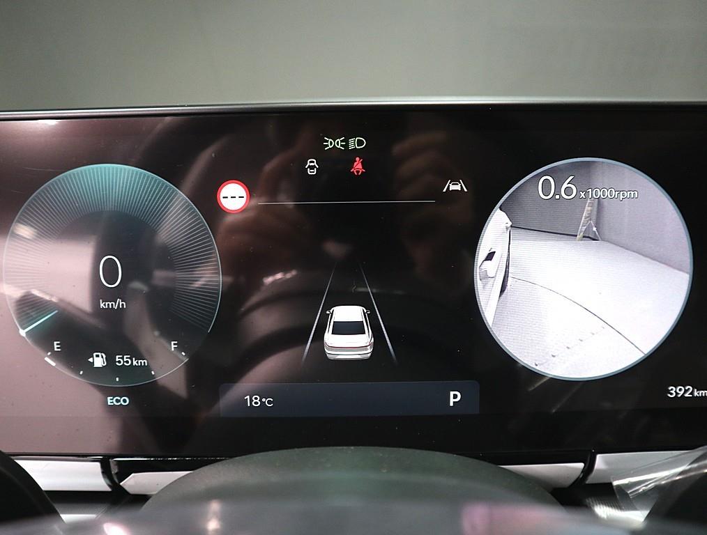 HYUNDAI Grandeur - Vista 7