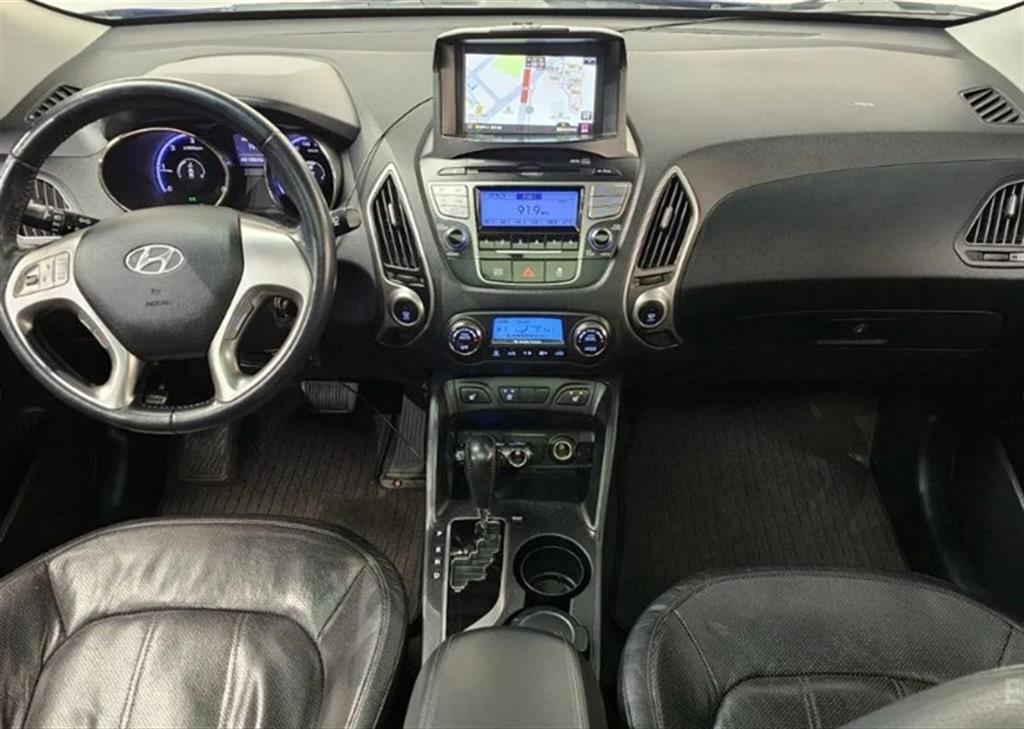 HYUNDAI Tucson - Vista 7