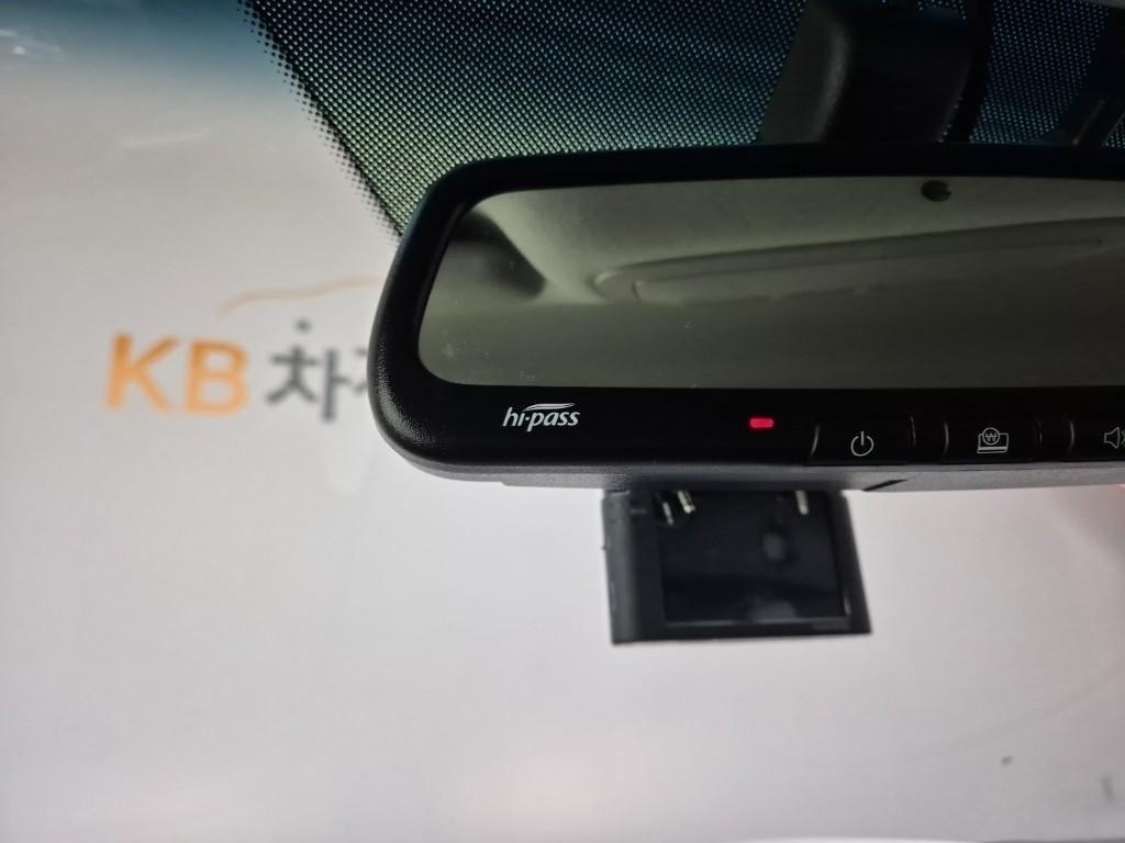 Ssangyong Tivoli 2018 Blanco - Importación desde Corea - HF Imports Iquique - Foto 16