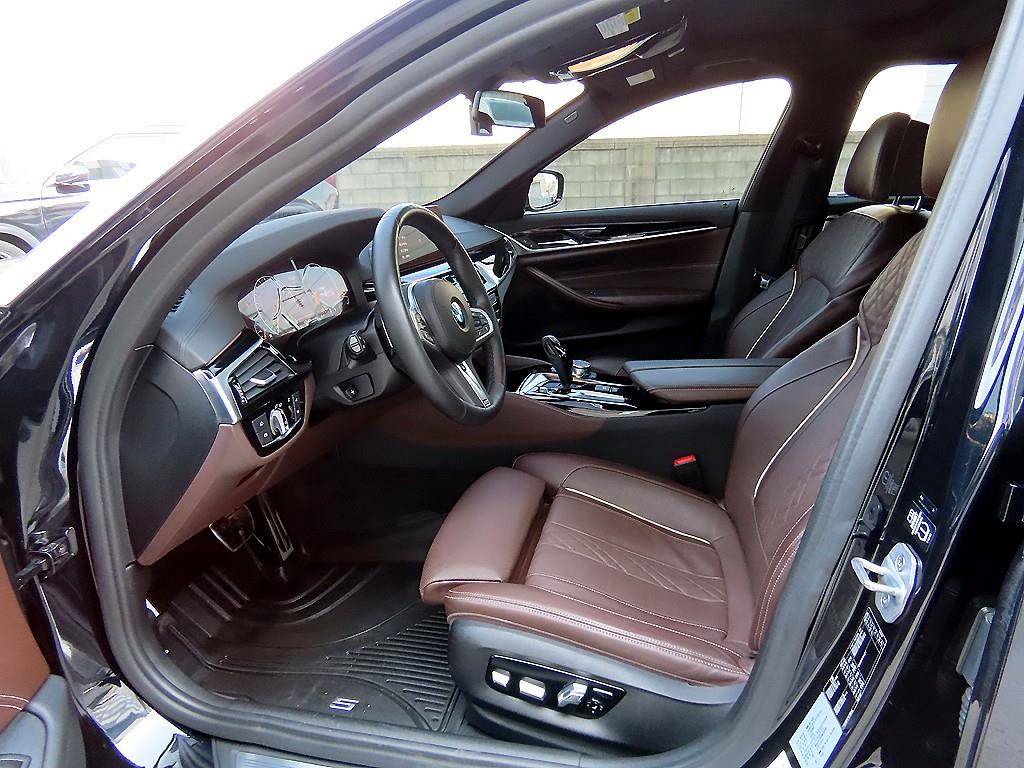 BMW 5 Series - Vista 5