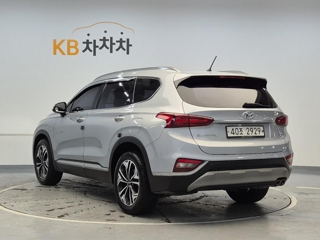 HYUNDAI Santa Fe - Vista 2