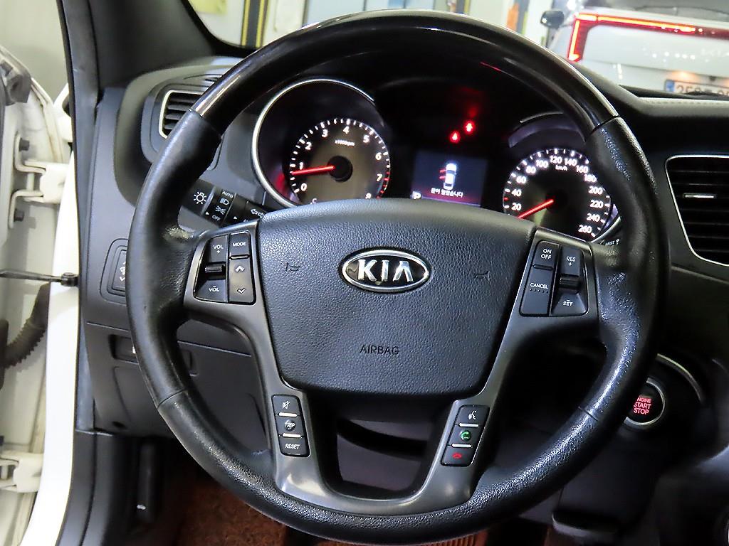 KIA K7 - Vista 8