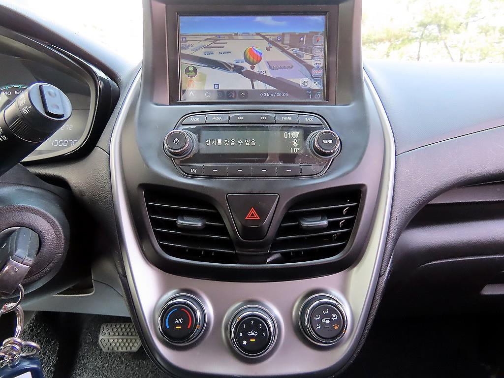 Chevrolet Spark 2017 Blanco - Importación desde Corea - HF Imports Iquique - Foto 13