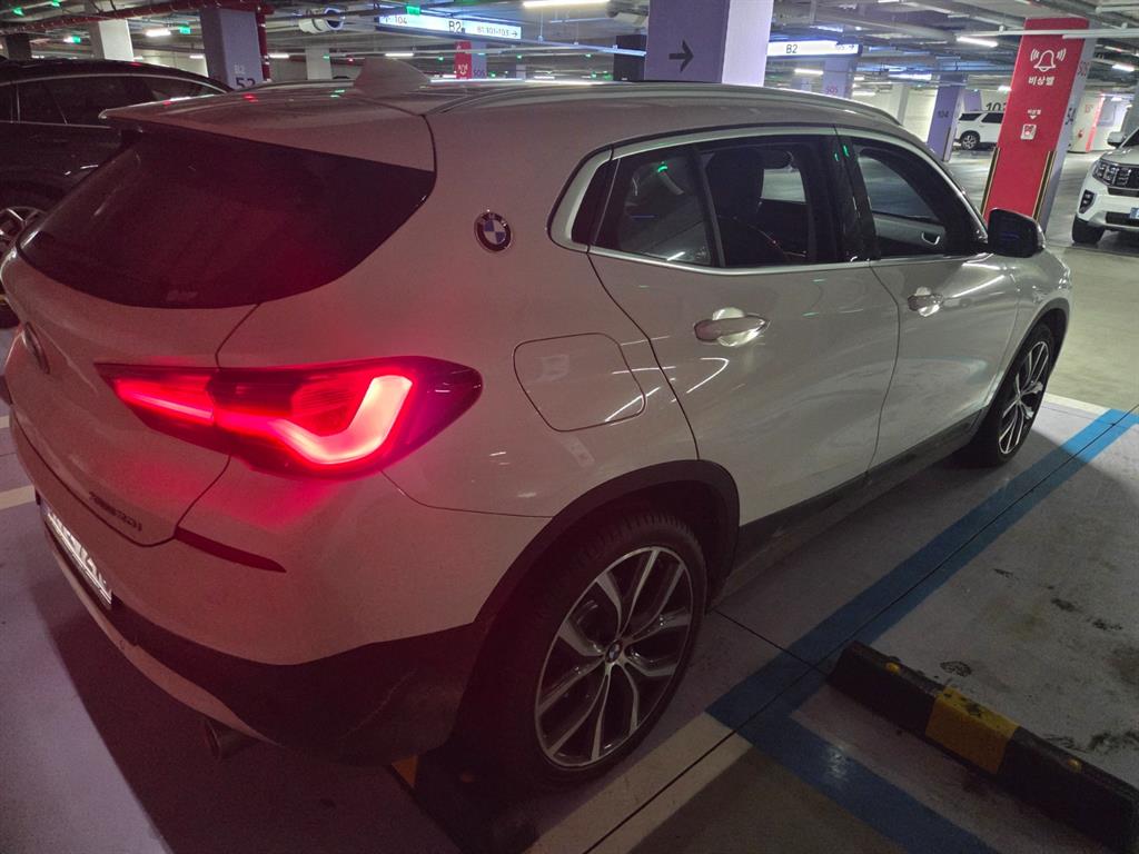 BMW X2 - Vista 6