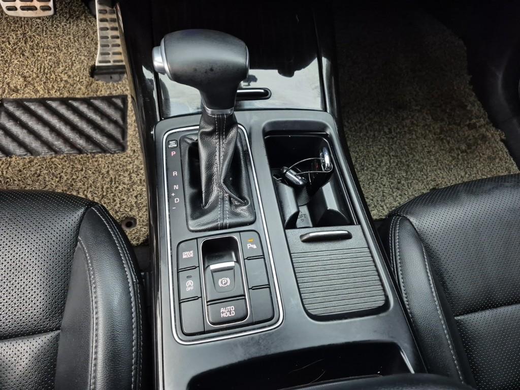 KIA Sorento - Vista 8