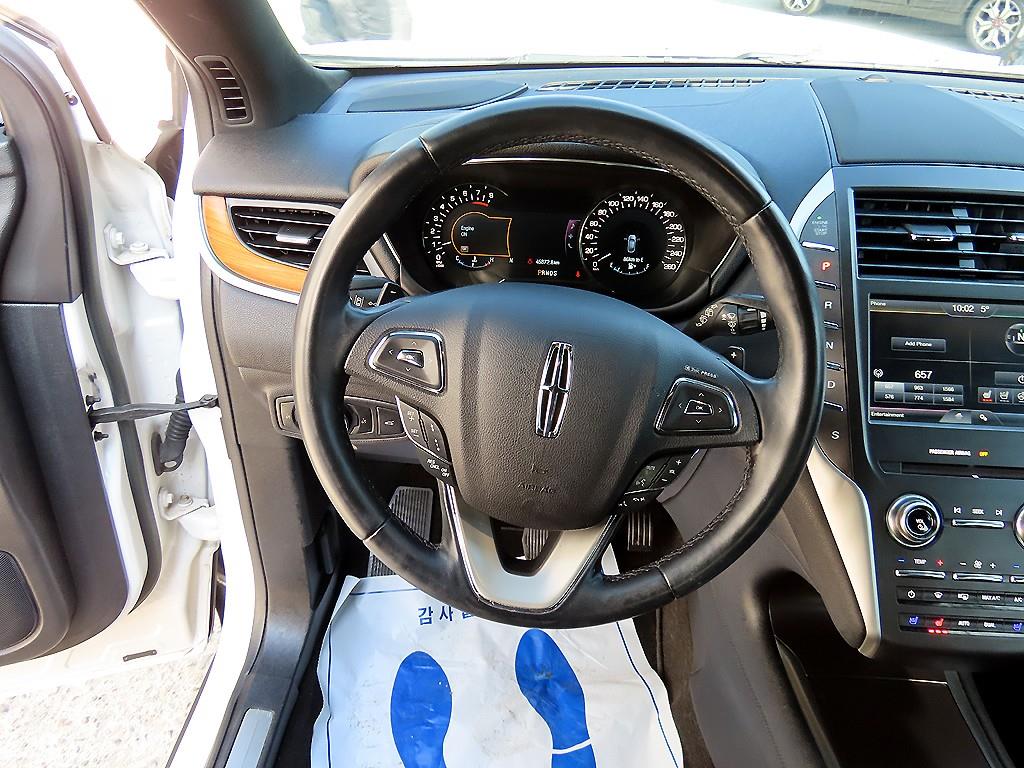 Lincoln MKC - Vista 8