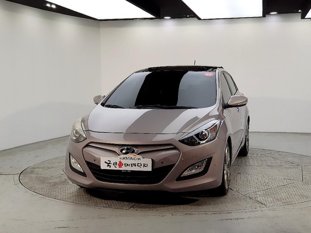 HYUNDAI i30 - Vista 2