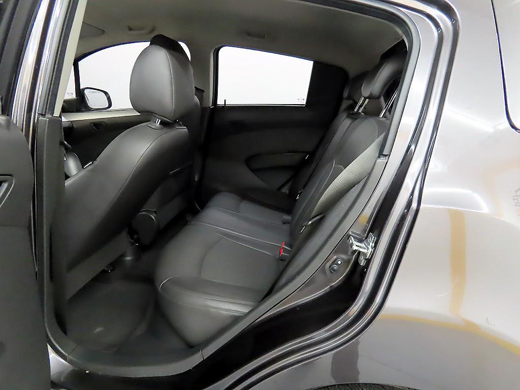 Chevrolet Spark - Vista 6