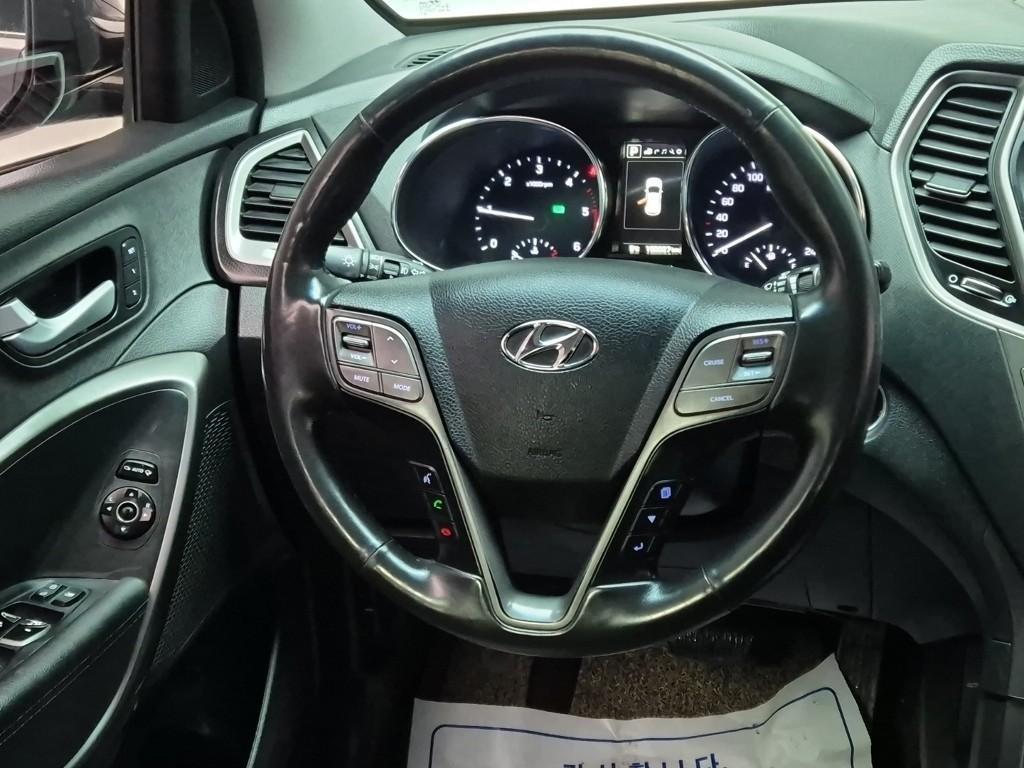 HYUNDAI Santa Fe - Vista 9