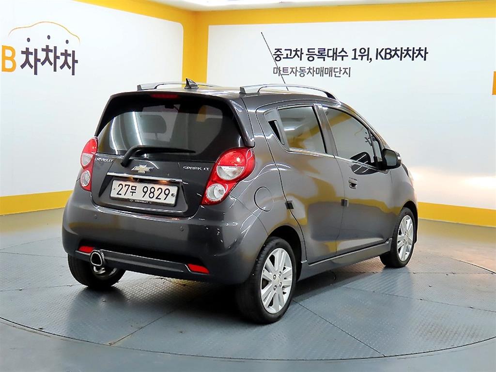 Chevrolet Spark - Vista 4