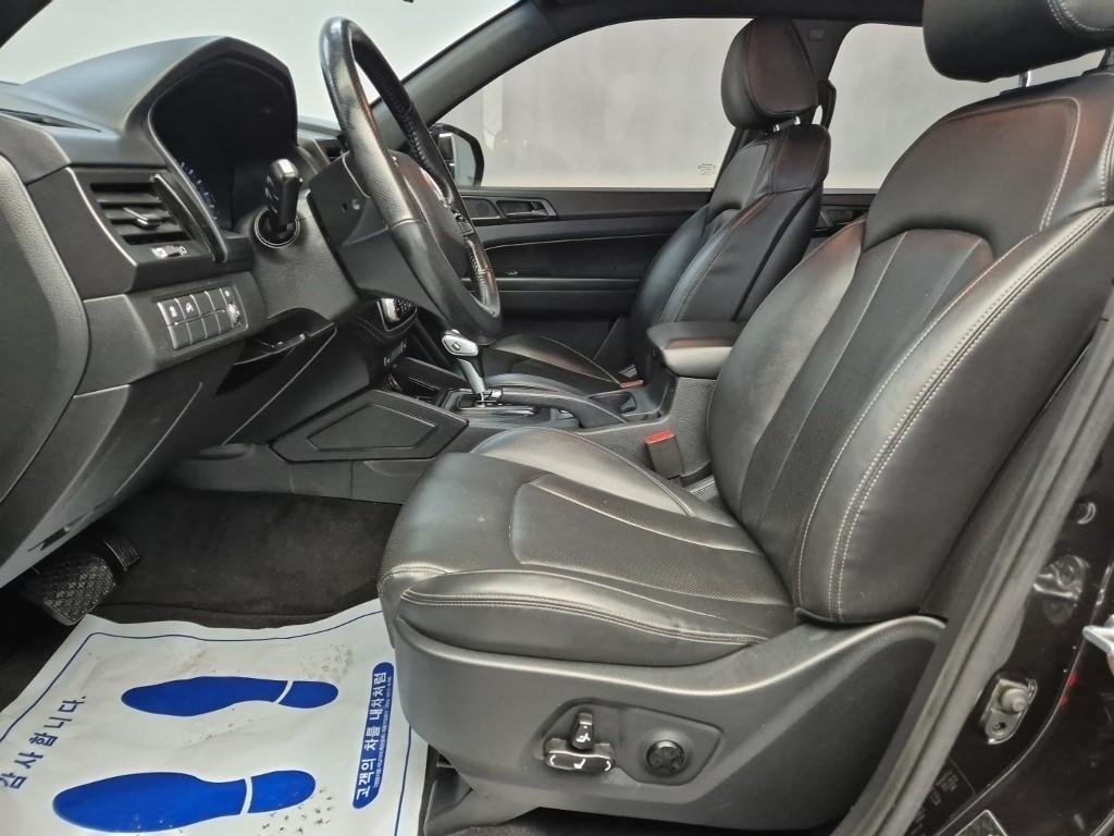 Ssangyong Rexton - Vista 8