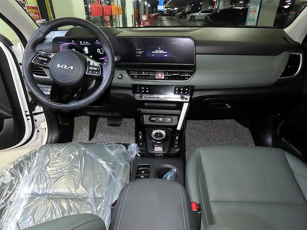 KIA Seltos - Vista 10