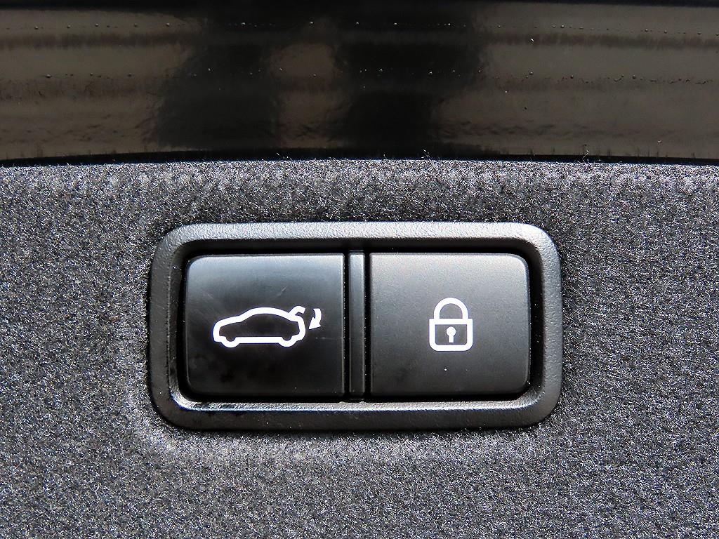 Genesis G80 2017 Negro - Importación desde Corea - HF Imports Iquique - Foto 16