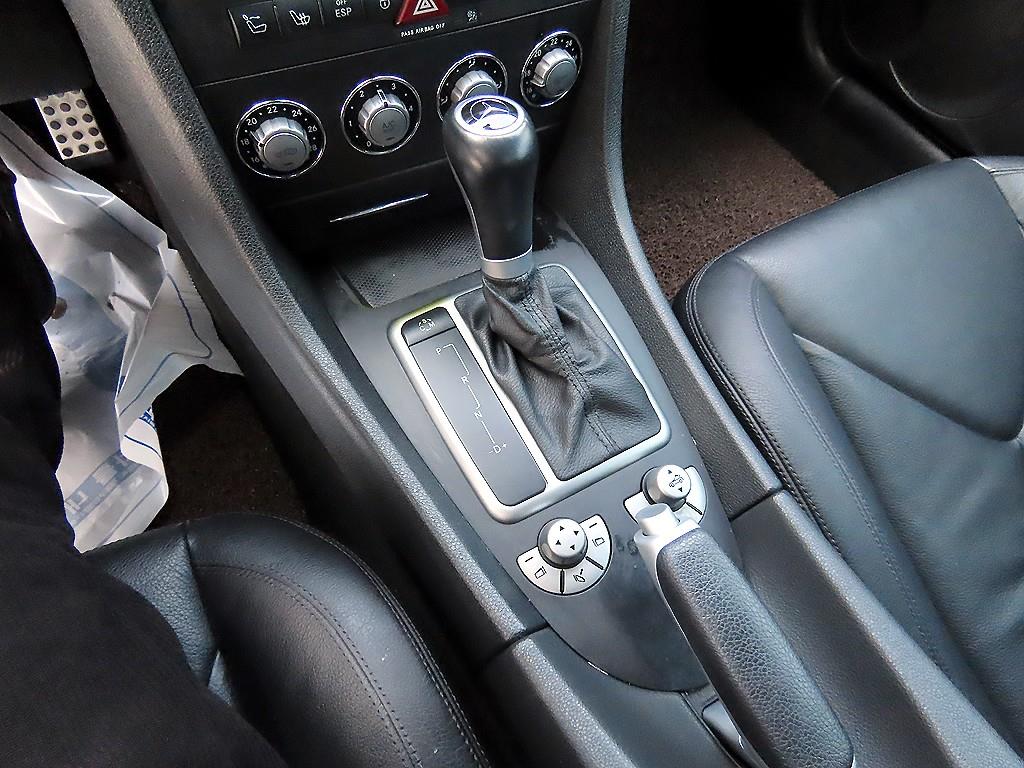 Mercedes Benz SLK Class 2011 Plateado - Importación desde Corea - HF Imports Iquique - Foto 14