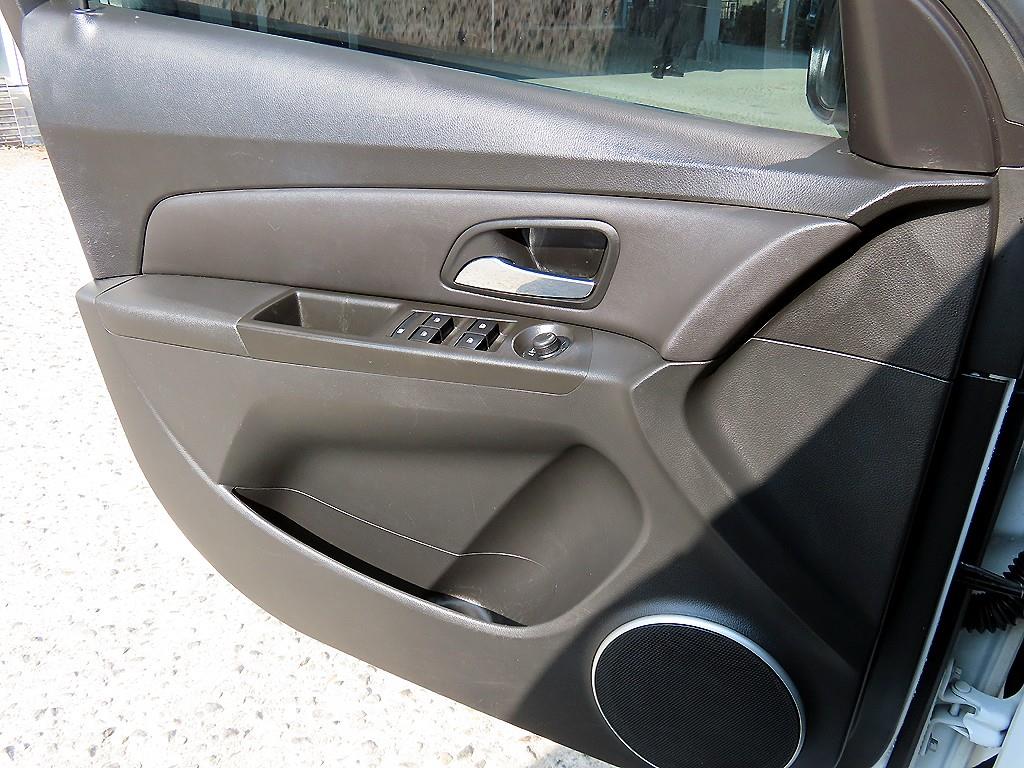 Chevrolet Cruise - Vista 11