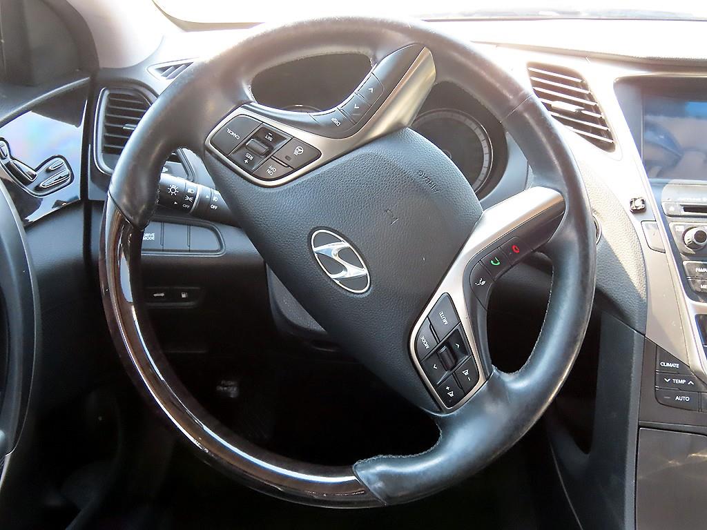 HYUNDAI Grandeur - Vista 7