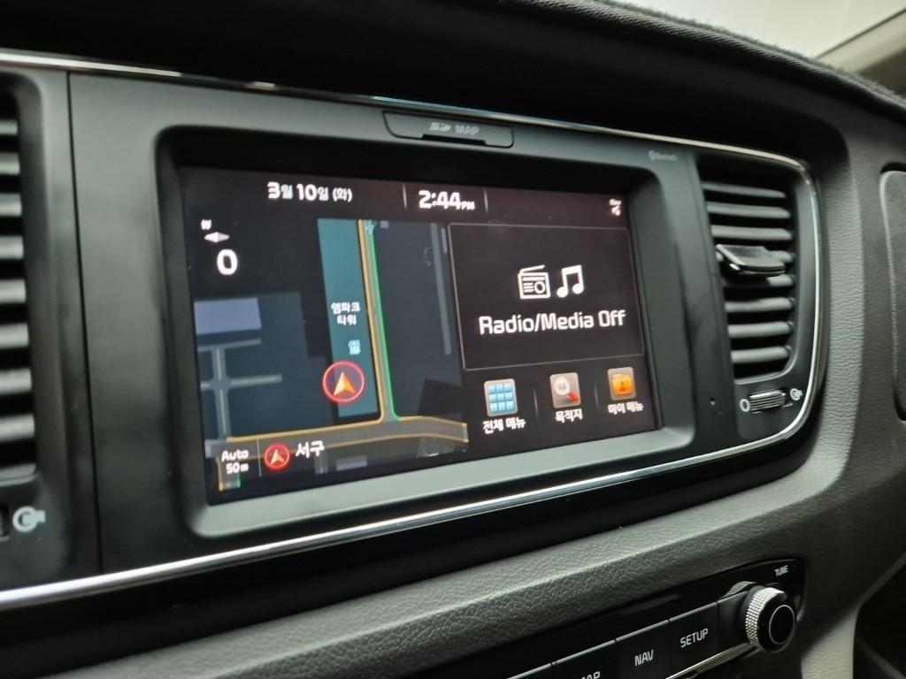 KIA Carnival 2018 Blanco - Importación desde Corea - HF Imports Iquique - Foto 14