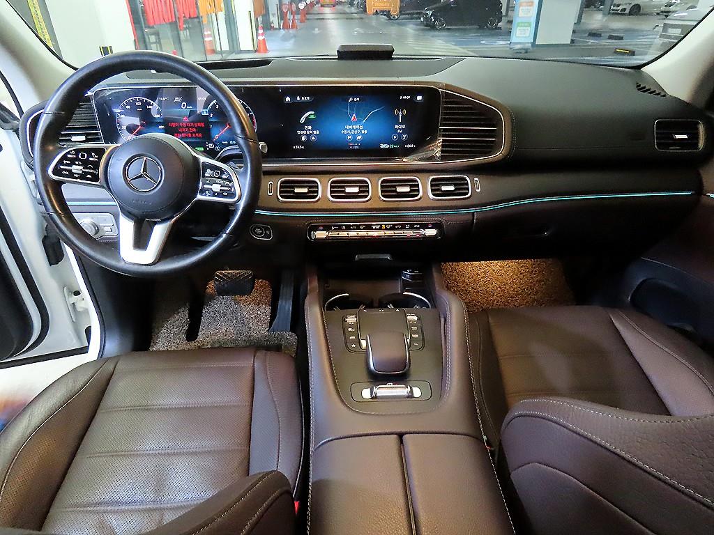 Mercedes Benz GLE Class - Vista 9