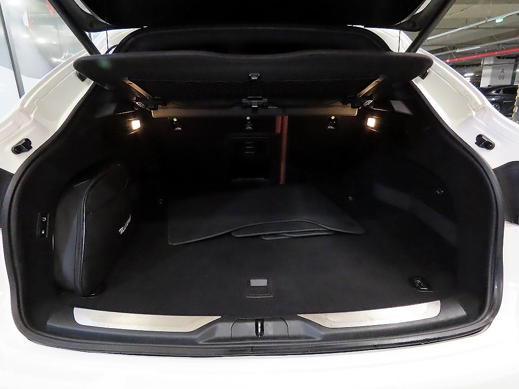 Maserati Levante 2018 Blanco - Importación desde Corea - HF Imports Iquique - Foto 17