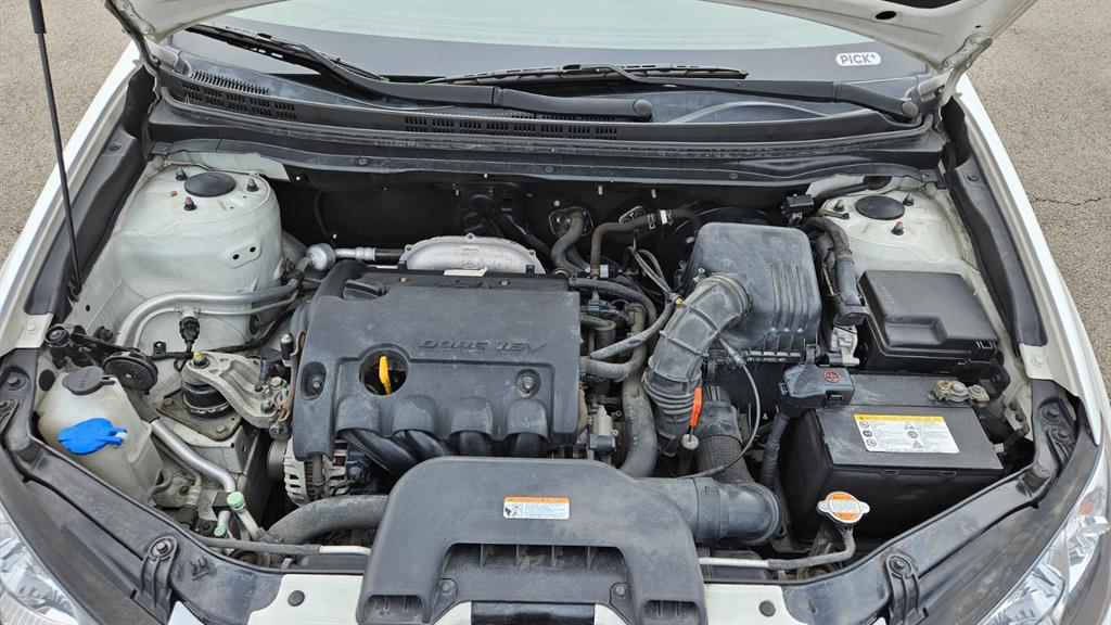 HYUNDAI Avante - Vista 6