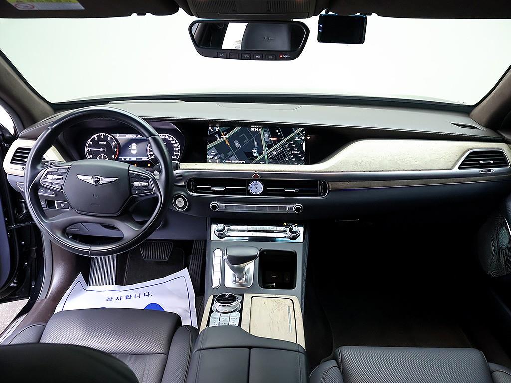 Genesis G90 - Vista 9