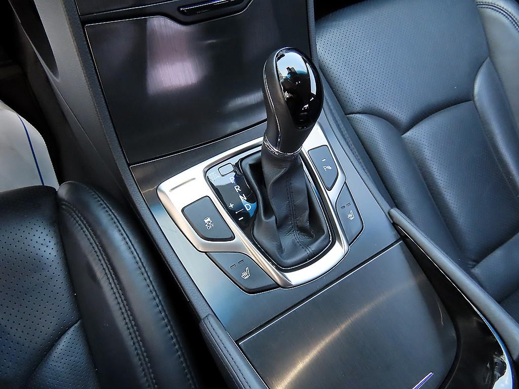 HYUNDAI Grandeur - Vista 10