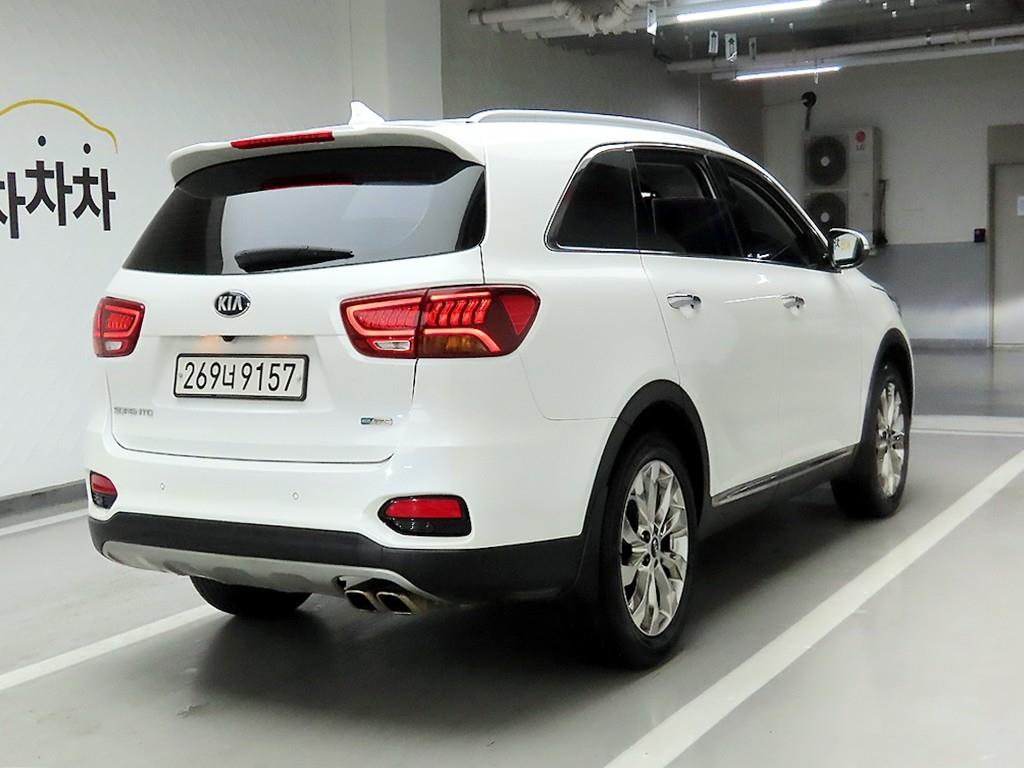 KIA Sorento - Vista 4