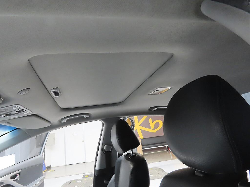 HYUNDAI Avante 2012 Plateado - Importación desde Corea - HF Imports Iquique - Foto 13