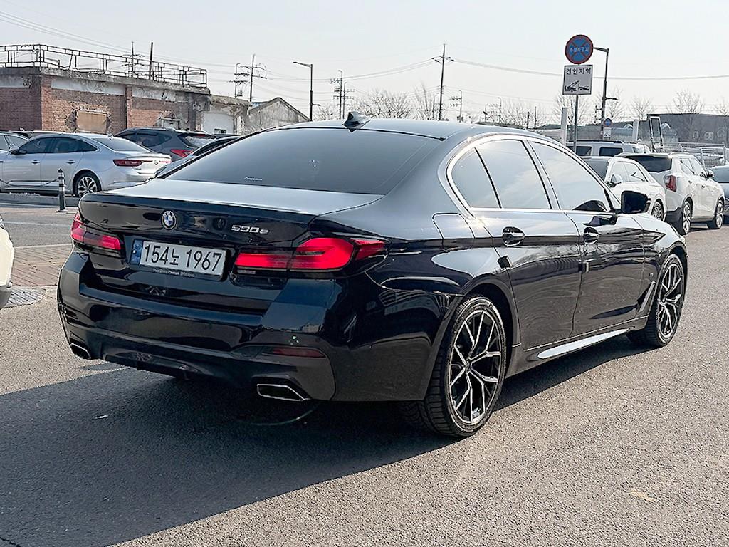 BMW 5 Series - Vista 4