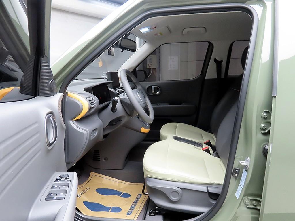 HYUNDAI Casper - Vista 5