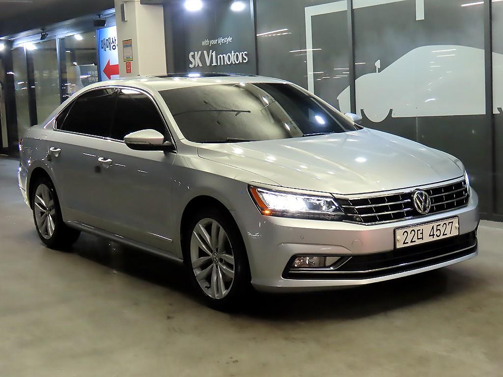 Volkswagen Passat 2018 Plateado - Importación desde Corea - HF Imports Iquique - Foto 1