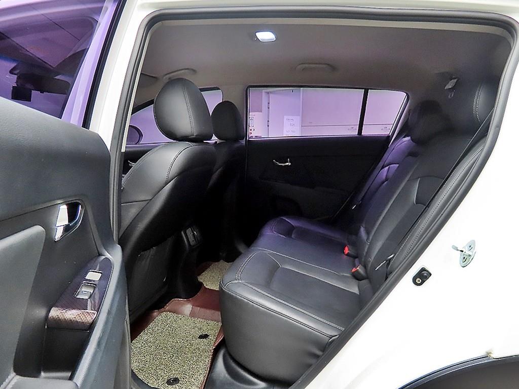 KIA Sportage - Vista 6