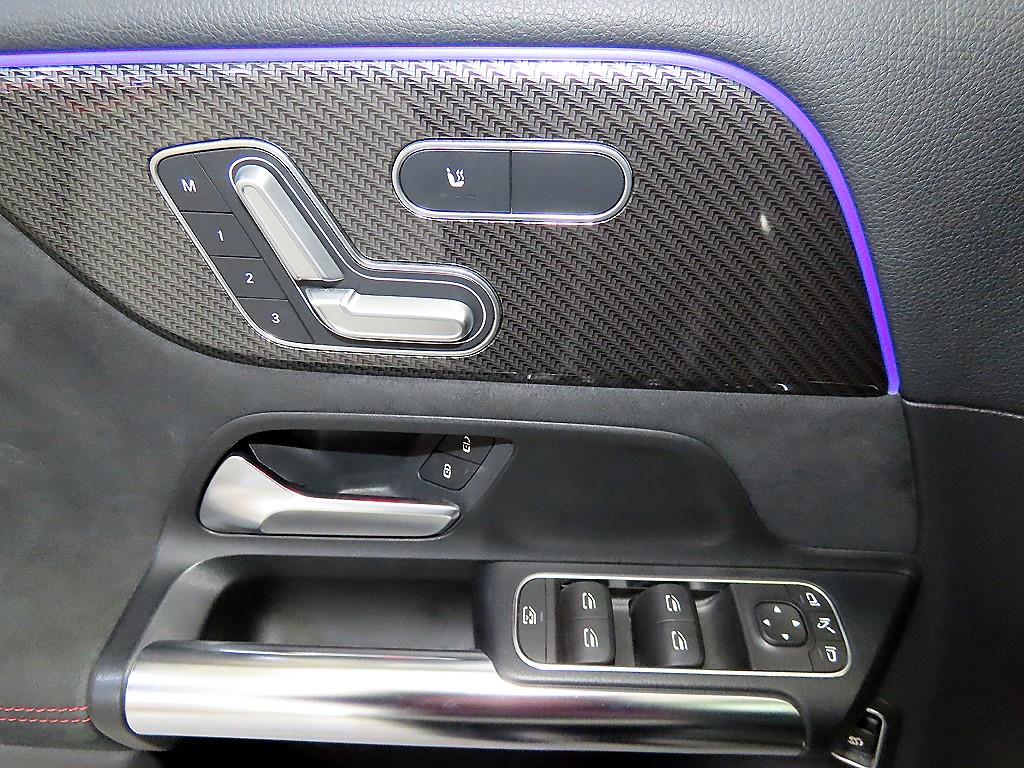 Mercedes Benz GLA Class 2021 Negro - Importación desde Corea - HF Imports Iquique - Foto 14