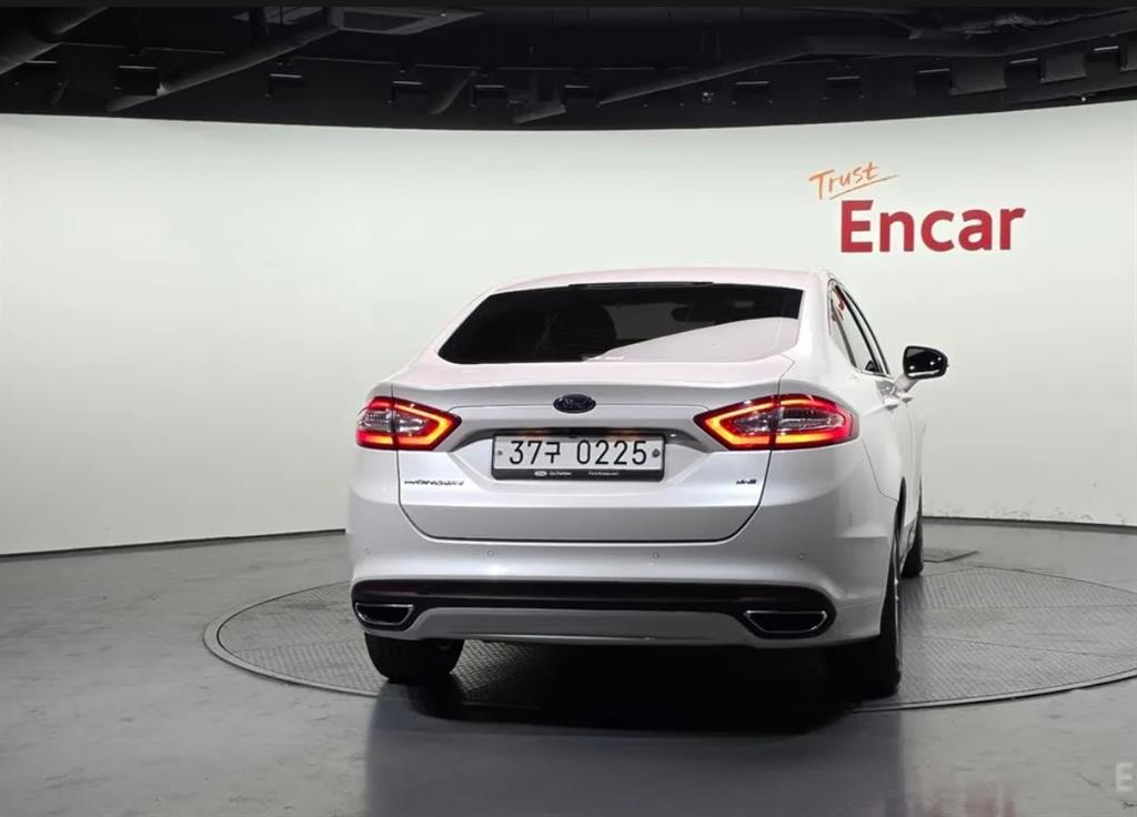 Ford Mondeo - Vista 4