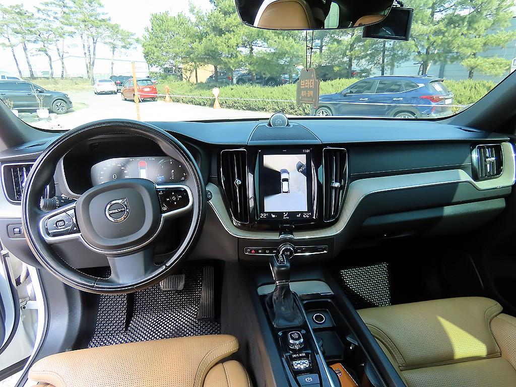 Volvo XC60 - Vista 7