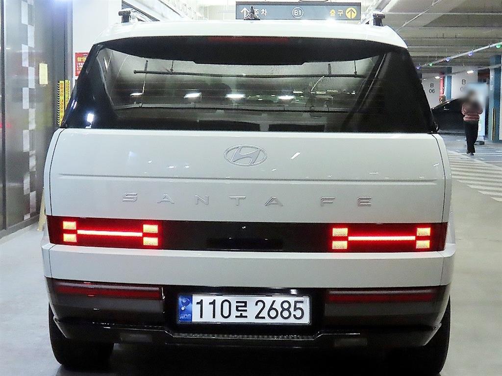 HYUNDAI Santa Fe - Vista 5