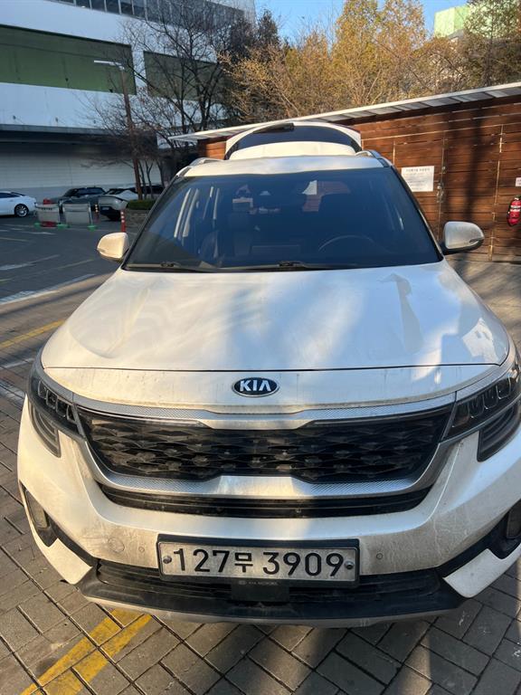 KIA Seltos 2020 Blanco - Importación desde Corea - HF Imports Iquique - Foto 1