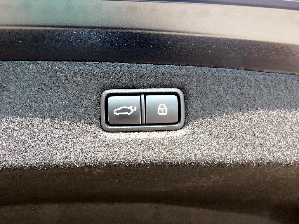 Genesis G90 2019 Negro - Importación desde Corea - HF Imports Iquique - Foto 16