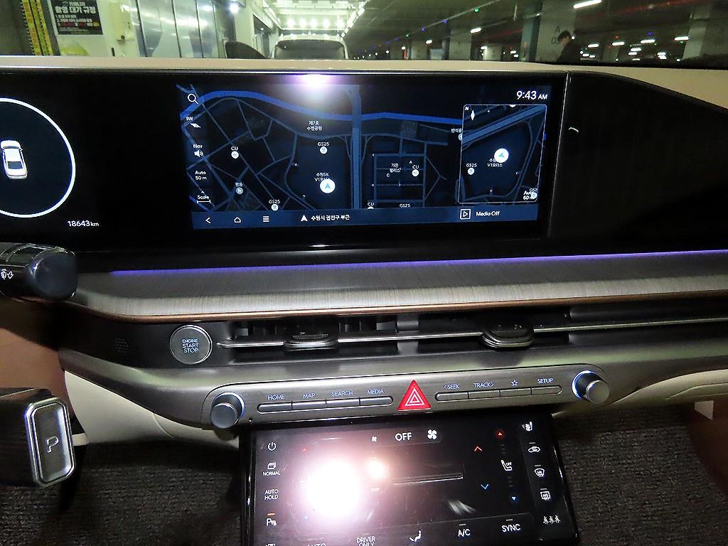 HYUNDAI Grandeur - Vista 11